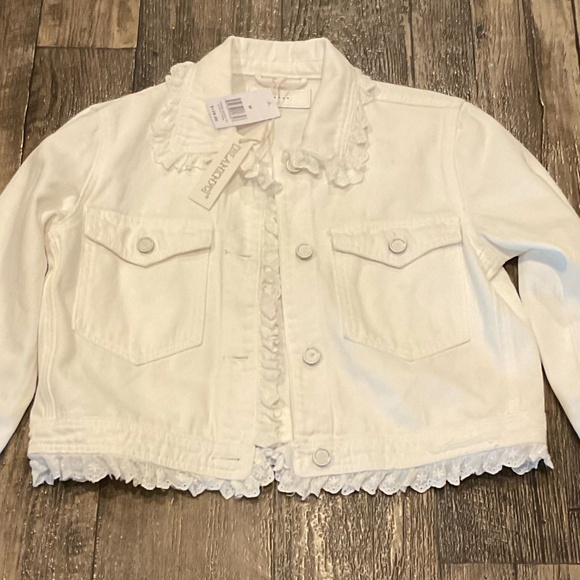 NWT, BlankNYC White Denim Jacket with eyelet trim, Size Medium, MSRP 128.00 - Picture 1 of 9